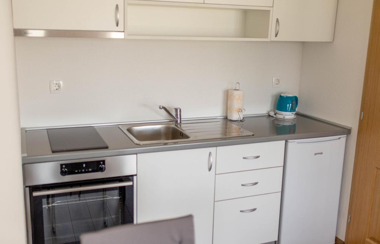 Apartmani Mia Prozor Exterior foto