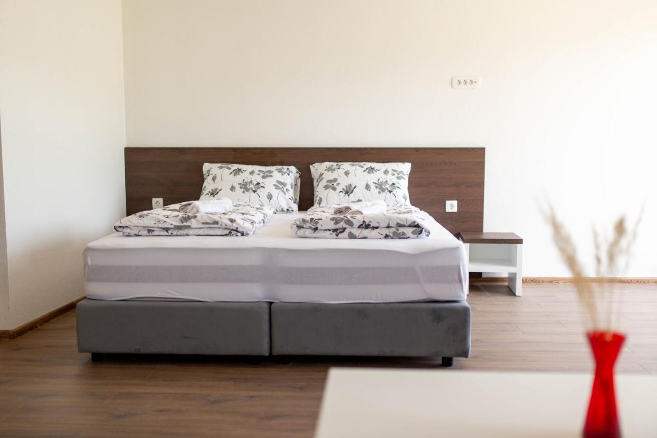 Apartmani Mia Prozor Exterior foto